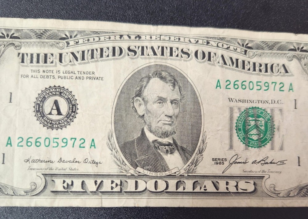1985 5 dollar bill Miscut ERROR