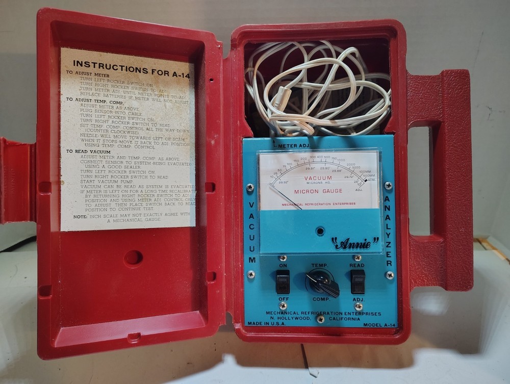 Vintage Vacuum Analyzer Model A-14 "Annie"