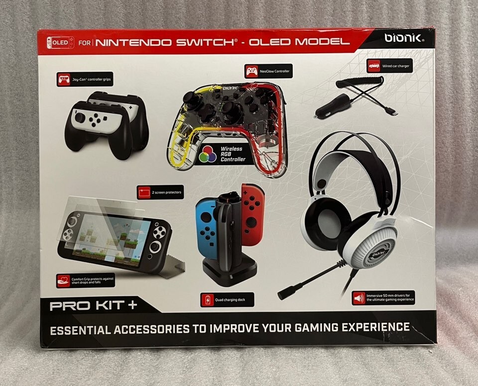 Bionik Nintendo Pro Kit + Essential Accessories