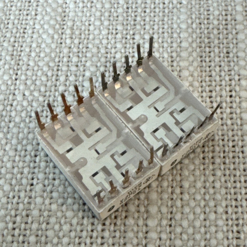 2 X TIL729 - Alpha Numeric 7 SEGMENTS Display - Texas Instruments Vintage Part
