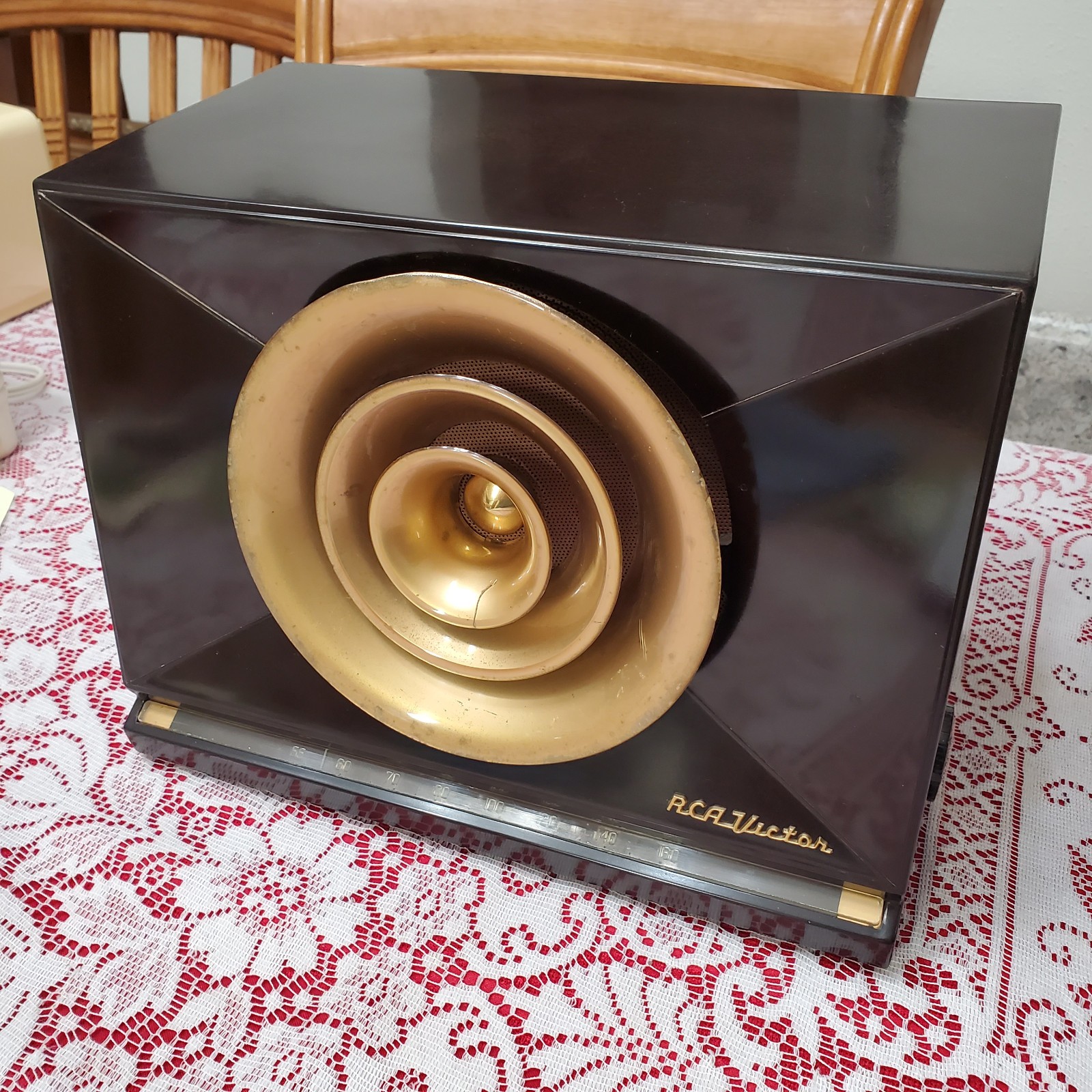 Nice VTG 1949 RCA Victor Radio 9-X-571 Bullseye Bullhorn Golden Throat - NICE ♫