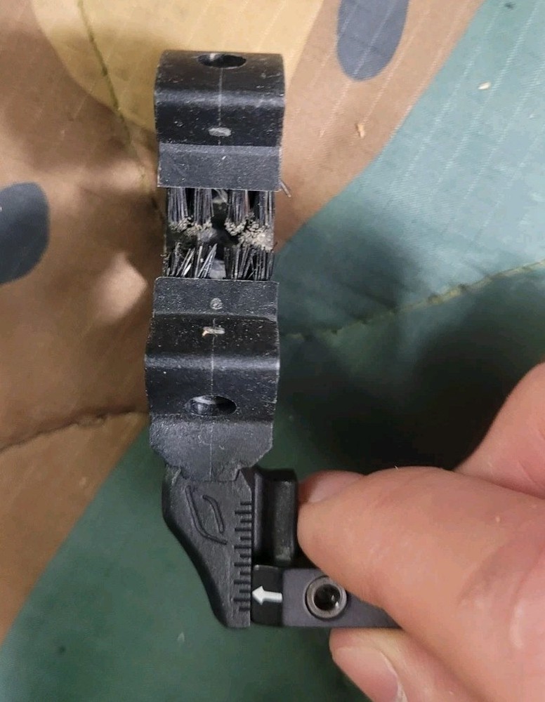 Hostage Archery Basket Arrow Rest