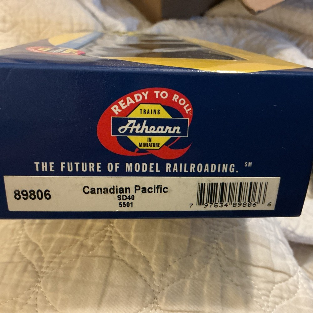 Athearn RTR EMD SD40 , Canadian Pacific #5501