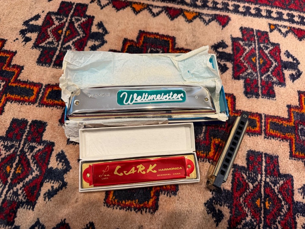 Vermona Weltmeister Harmonica + LARK Harmonica