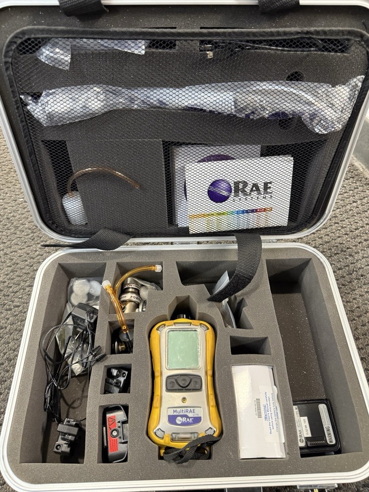 Rae MultiRae Lite PGM6208 Multi Gas Tester Bundle