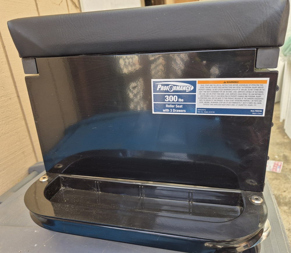 Performance Roller Seat With 3 Drawers PD2016A