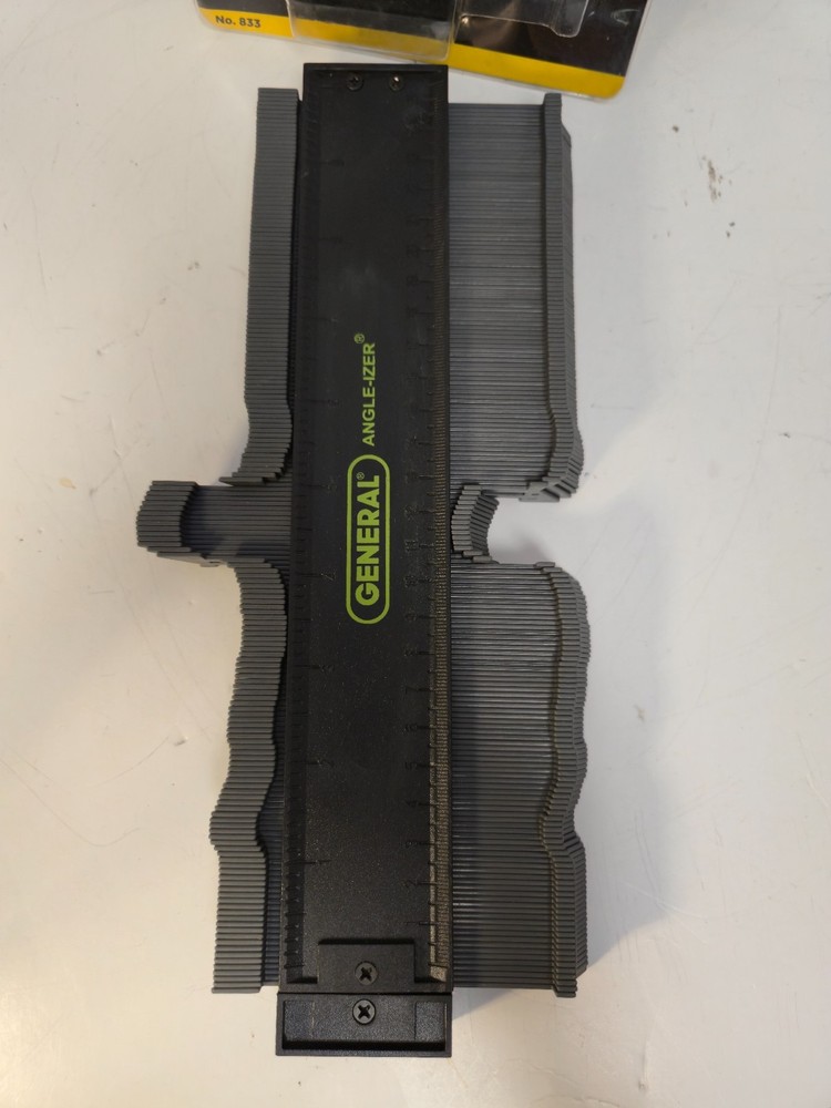 General Tools 10in Contour Gauge With Magnets