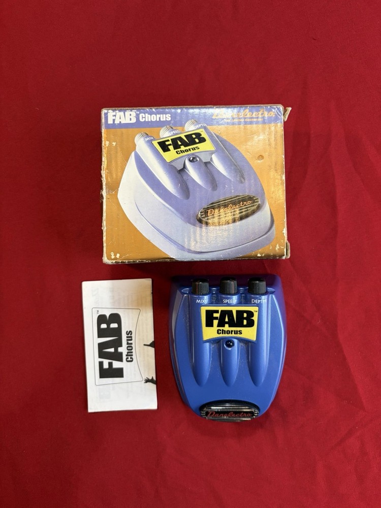 Danelectro FAB Chorus Effects Pedal Tested With Box (READ)