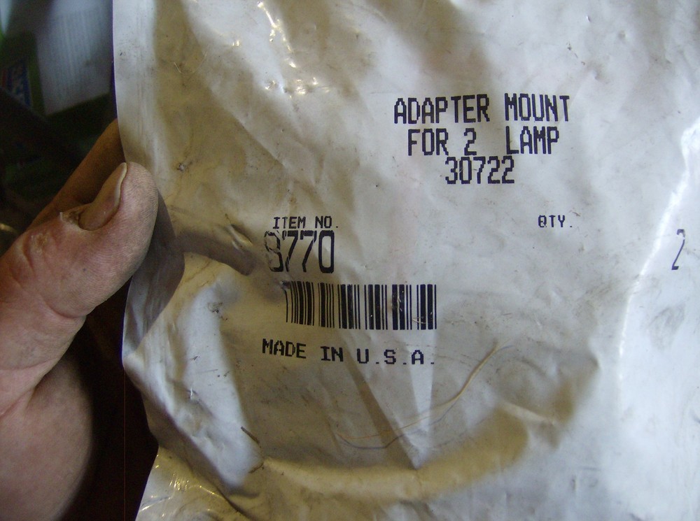 BARNES 8770 ADAPTER MOUNT FOR 2 LAMP