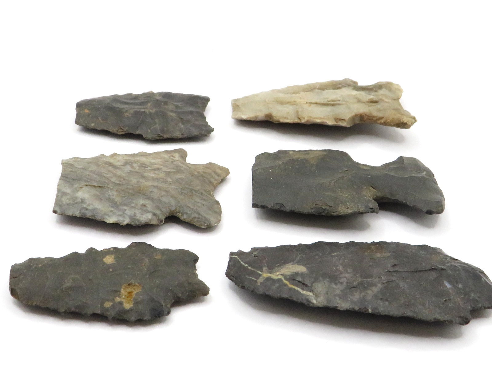 6pc LOT of NOTCHED INDIAN ARROWHEAD - AUTHENTIC w GREAT COLORS**