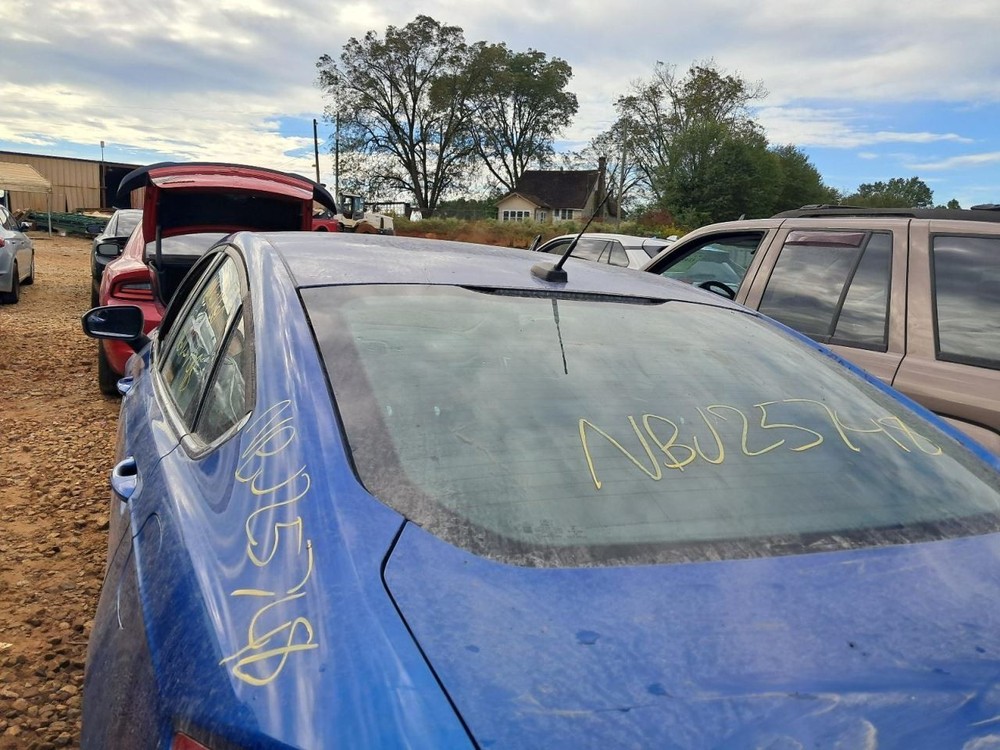 FUSION 2017 Glove Box 4818448