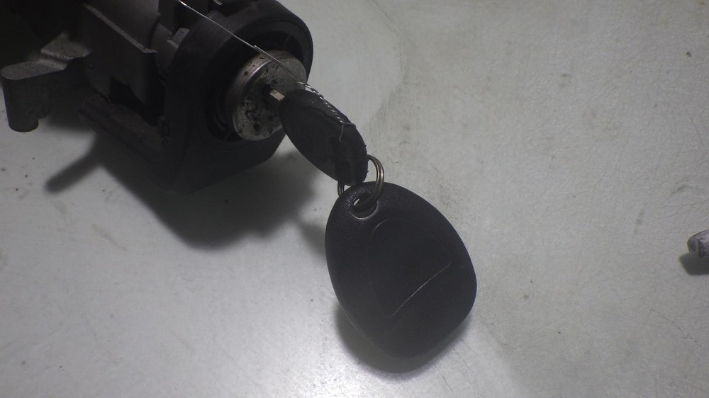 12 CHEVROLET TRAVERSE Ignition W/Key