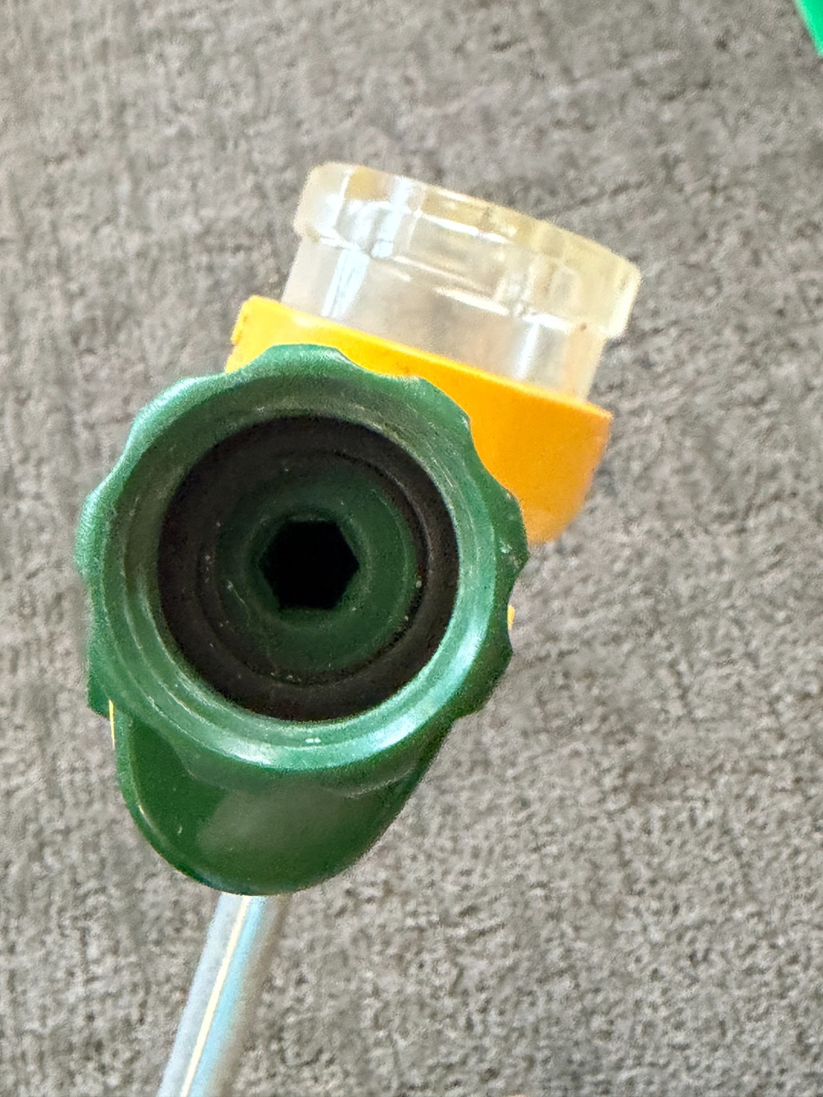 Vintage ROSS Root Feeder Fertilizer-Model 1200C w/ Feeder Refills