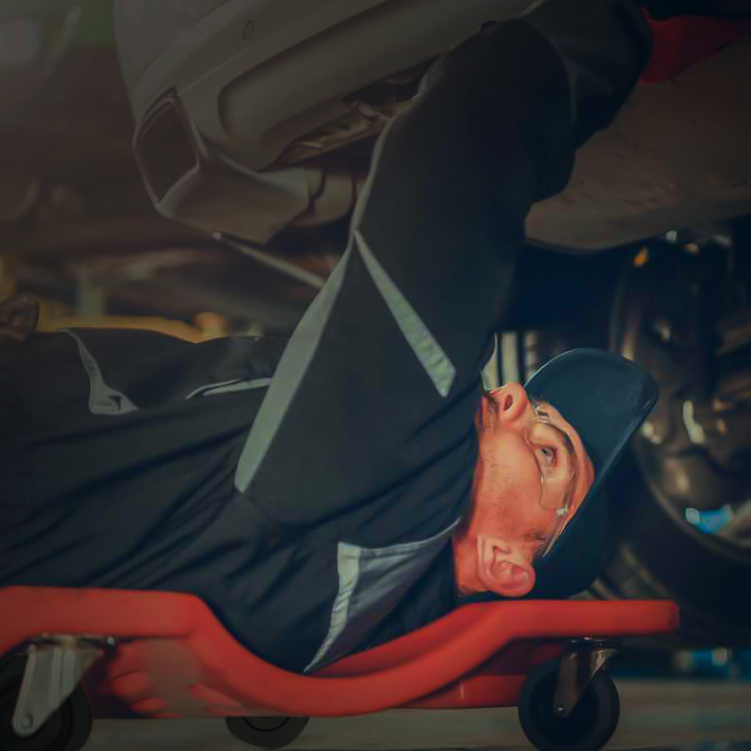 36" Red Rolling Low Profile Creeper Automotive Garage Repair w/Papped Head Rest