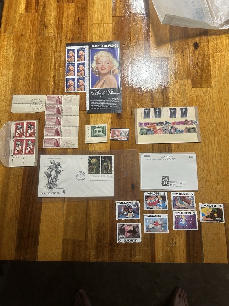 Stamp lot