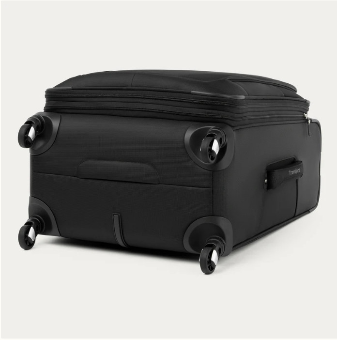 Maxlite 5 Medium Check-In Spinner MSRP $195