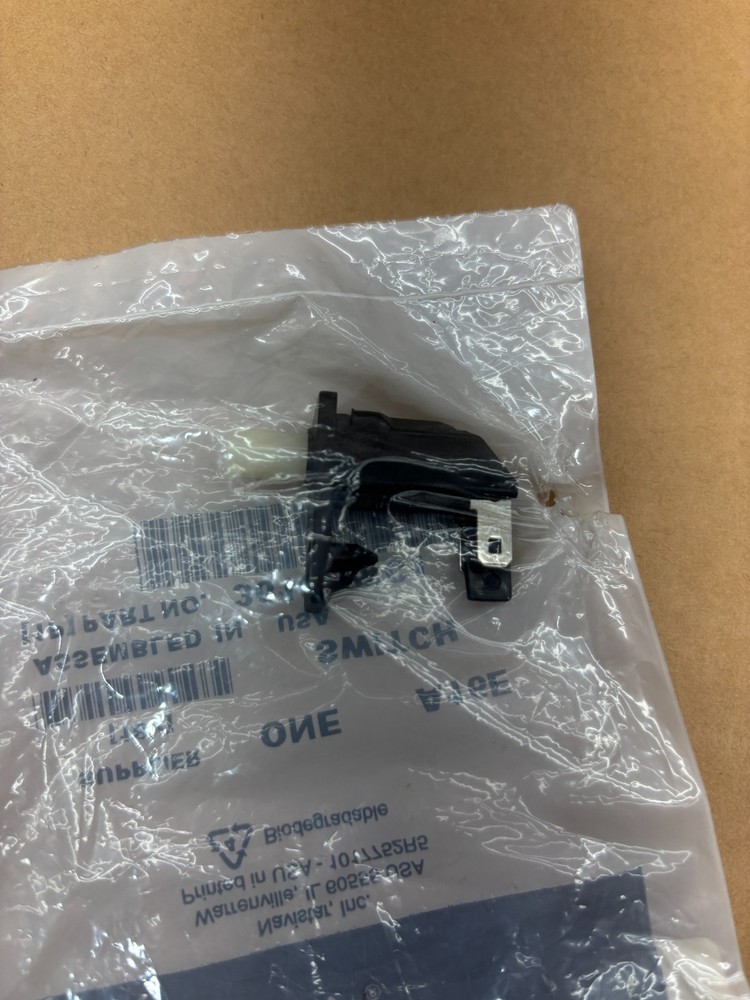 International 3610387C1 Replacement Switch Emergency Window Push Out IC Bus