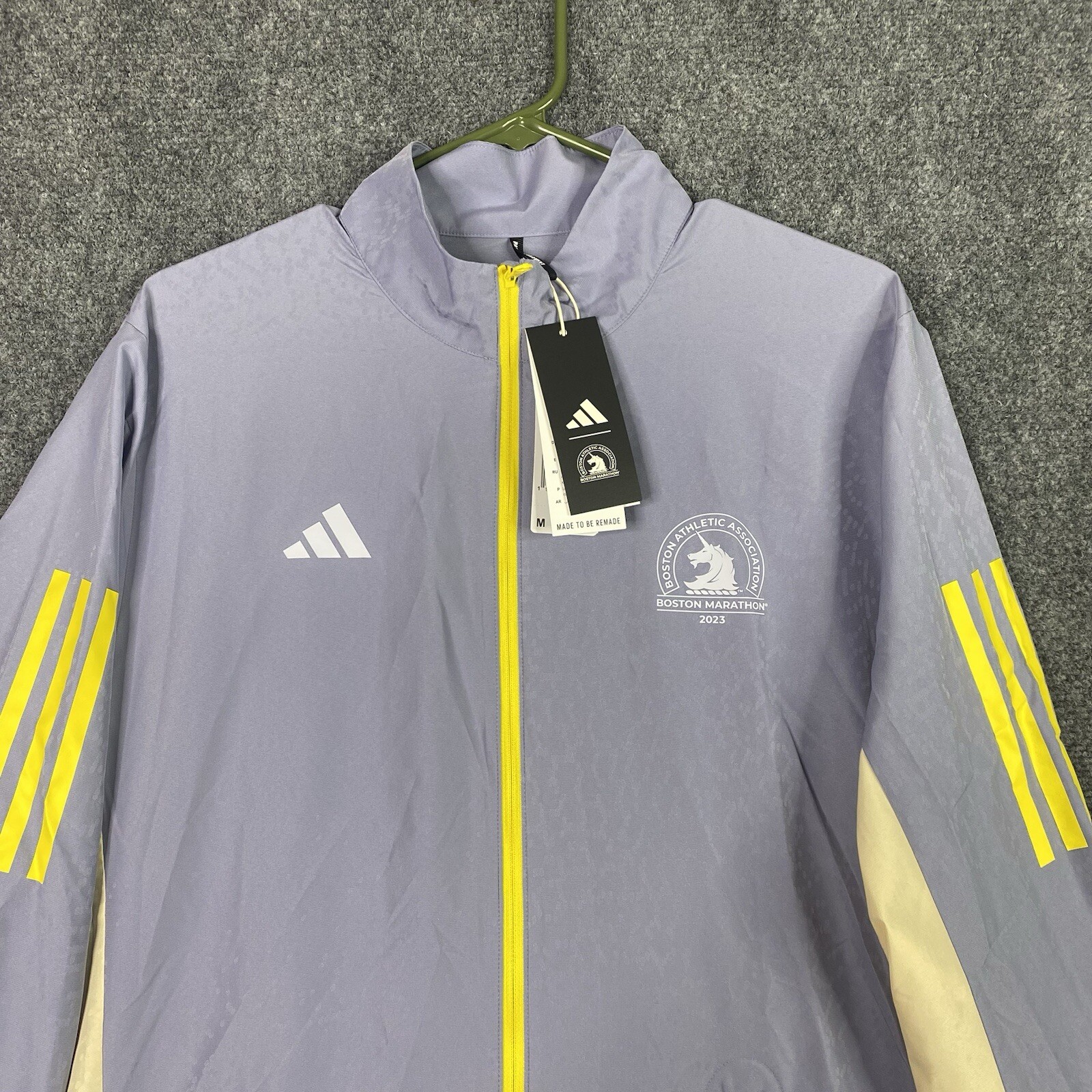 Adidas 2023 Boston Marathon Celebration Jacket Mens Medium Running HY0263 - New
