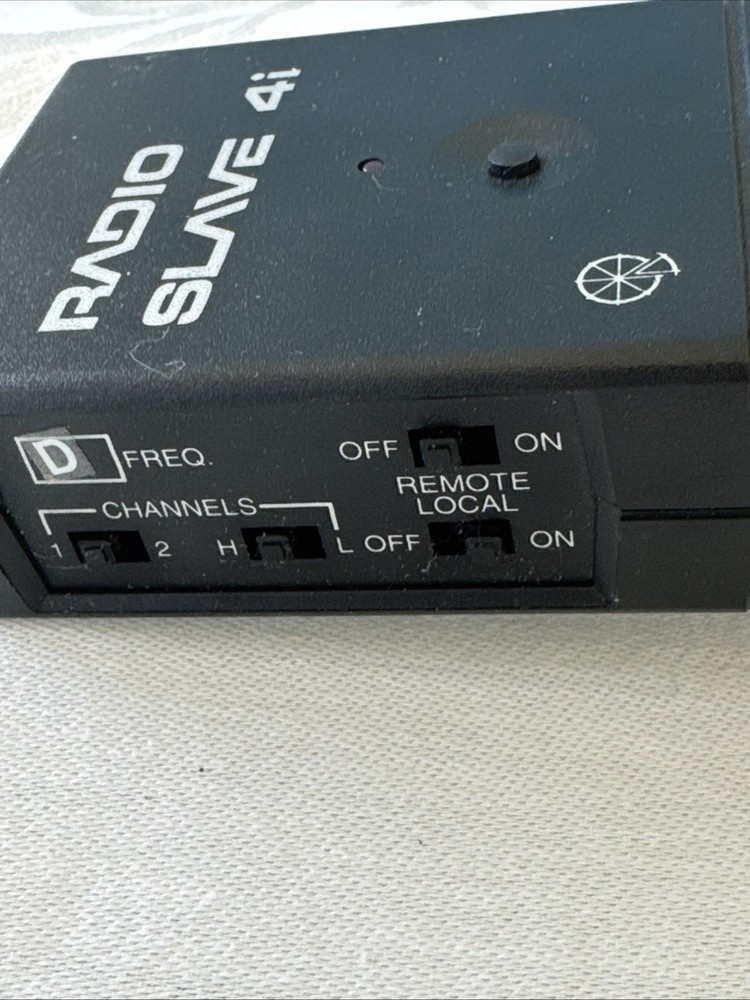 Quantum Radio Slave 4i Sender Frequency D Transmitter #G948
