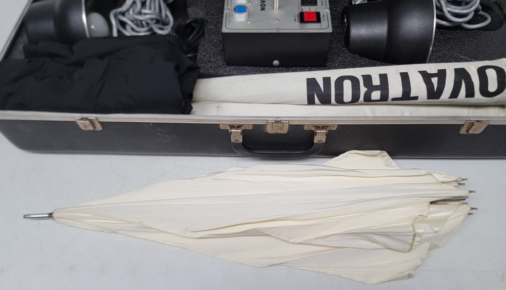 Novatron 550 Lighting Kit in Hard Case