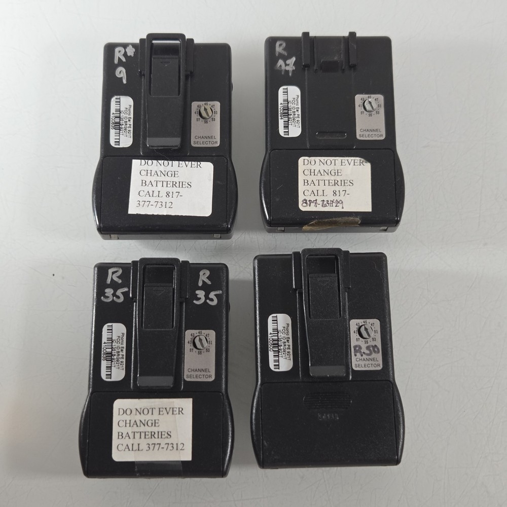 4 Bodyworn Transmitter 921T Radium 216MHz Phonic Ear UNTESTED - 1 DOESNT TURN ON