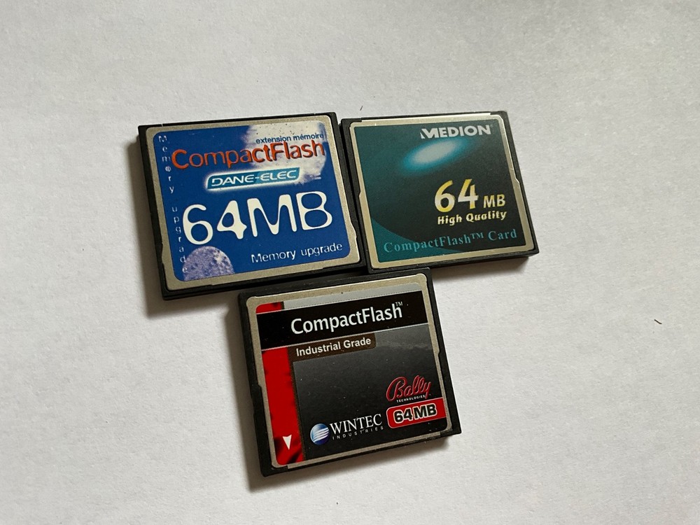 Lot 3pcs 64MB assorted  compactflash CFI *Small Storage Capacity* for old CF cam
