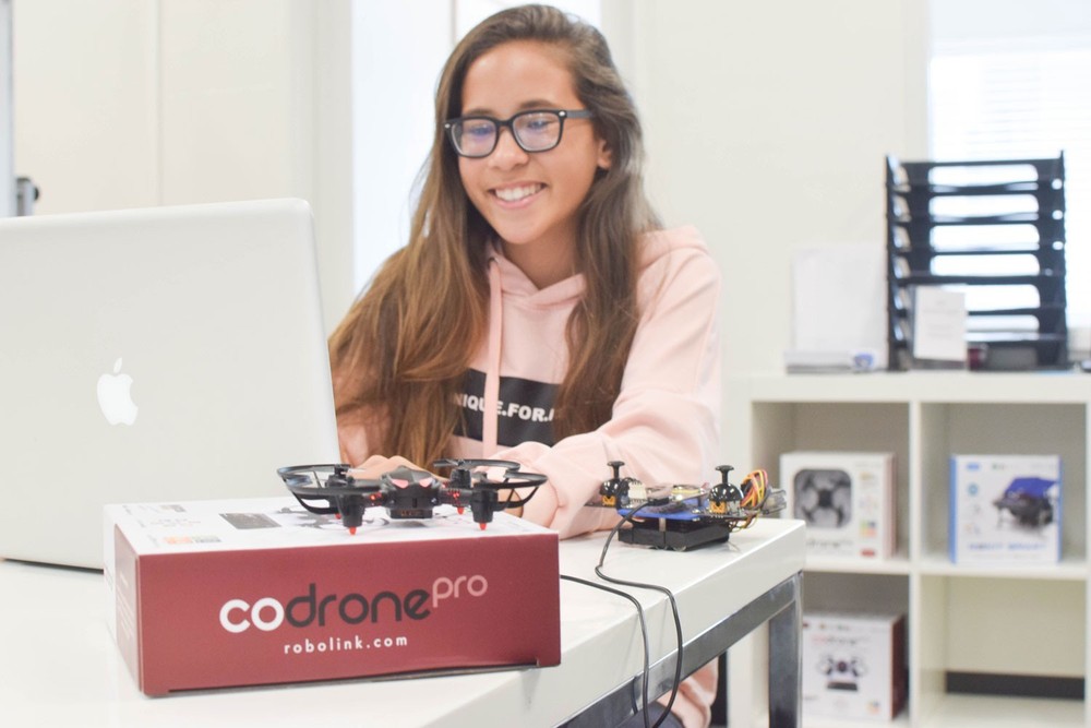 Robolink CoDrone Pro – Programmable Coding Drone for STEM Learning (Grades 7–12)