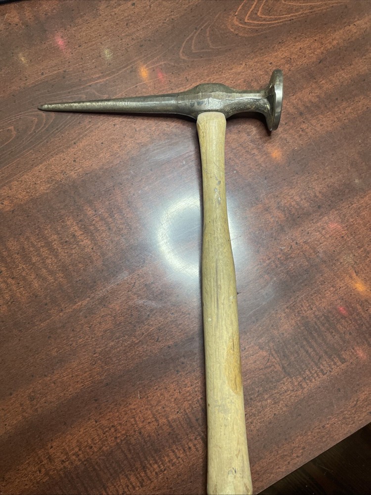 Long Pick Body Hammer