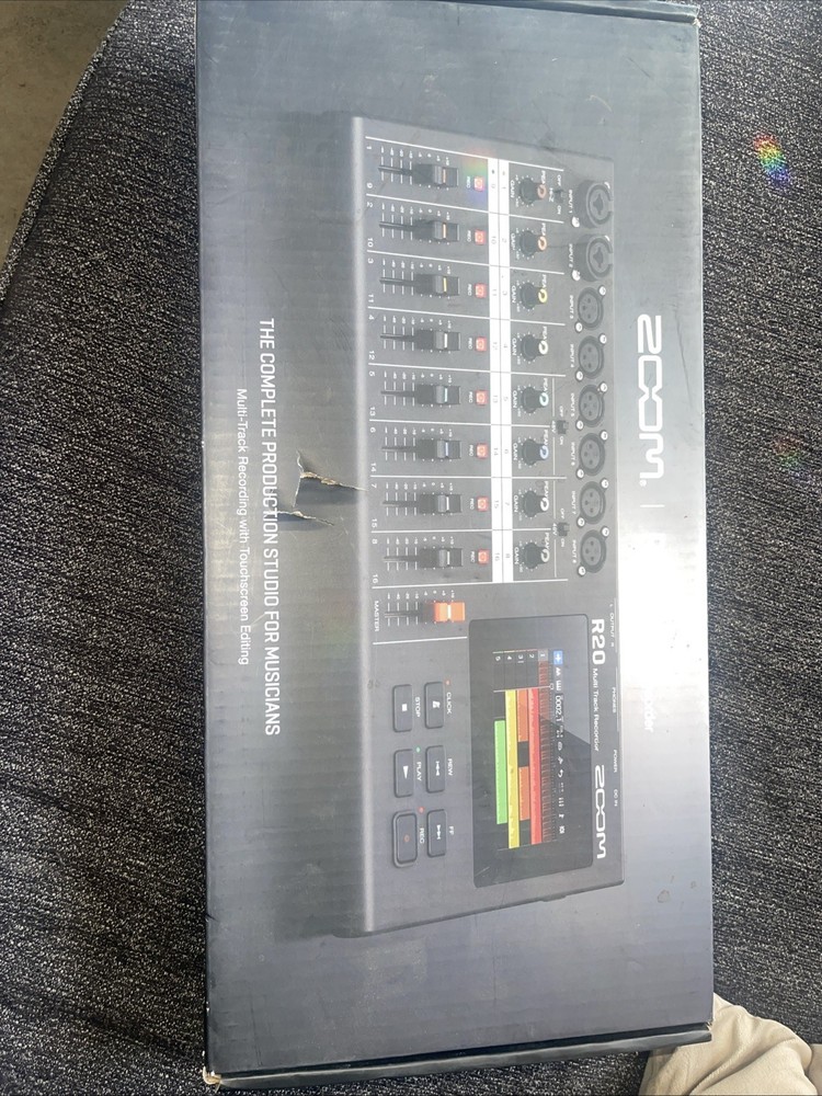 Zoom R20 Multitrack Digital Recorder