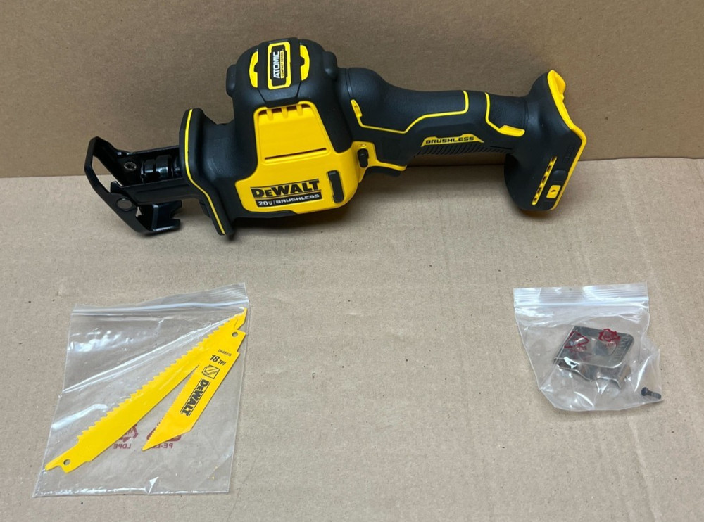[Open-Box] (DCS369B) DEWALT ATOMIC 20V MAX Cordless One-Hand Reciprocating Saw