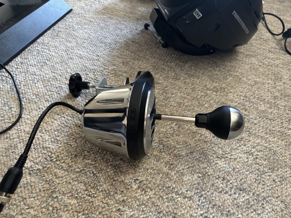 Thrustmaster t300rs racing bundle