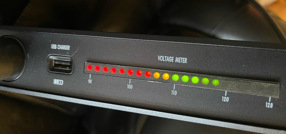 Furman PL-PRO C Power Conditioner with Voltmeter (Used)
