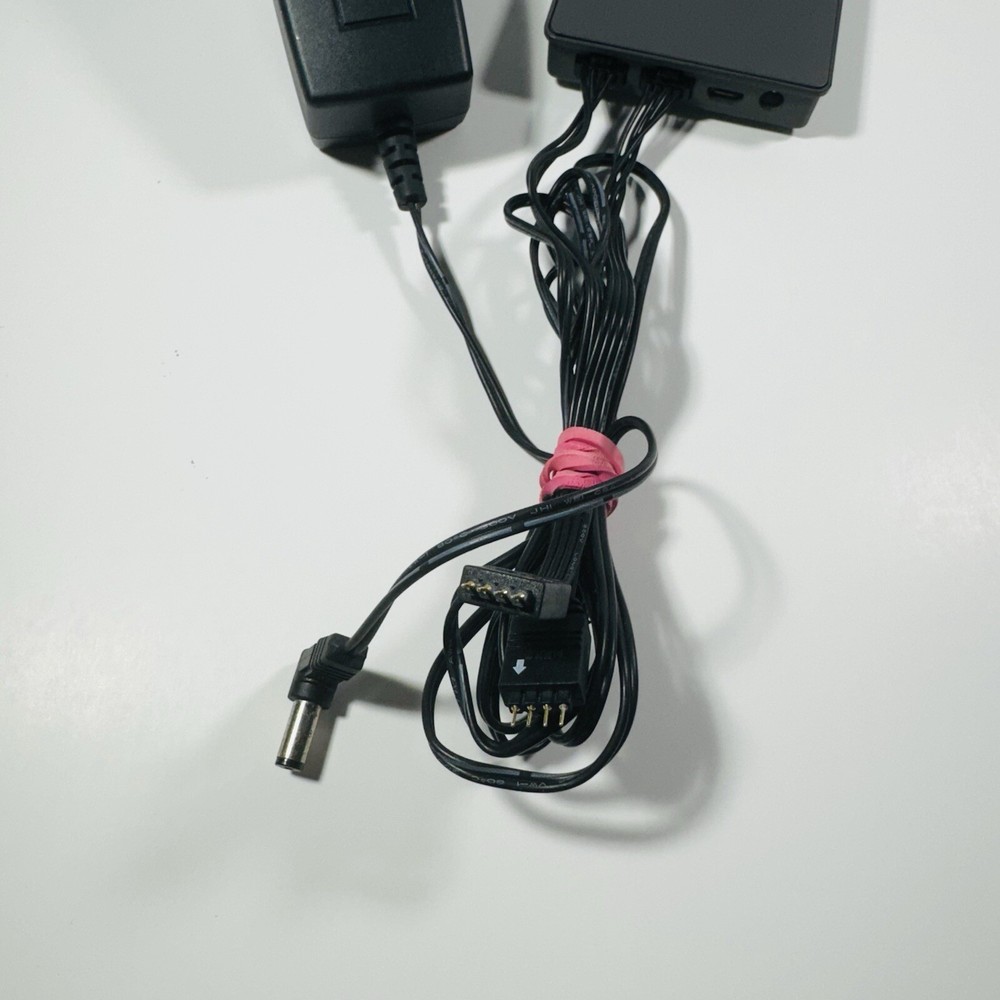 NZXT ACHUEHU Hue 2 Ambient Lighting Controller G2U
