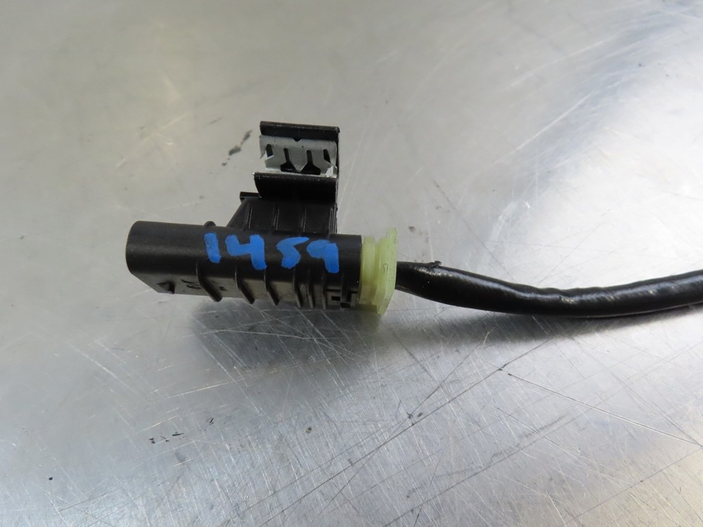 EB1459 2024 24 BMW M1000RR DOWNSTREAM O2 SENSOR #2