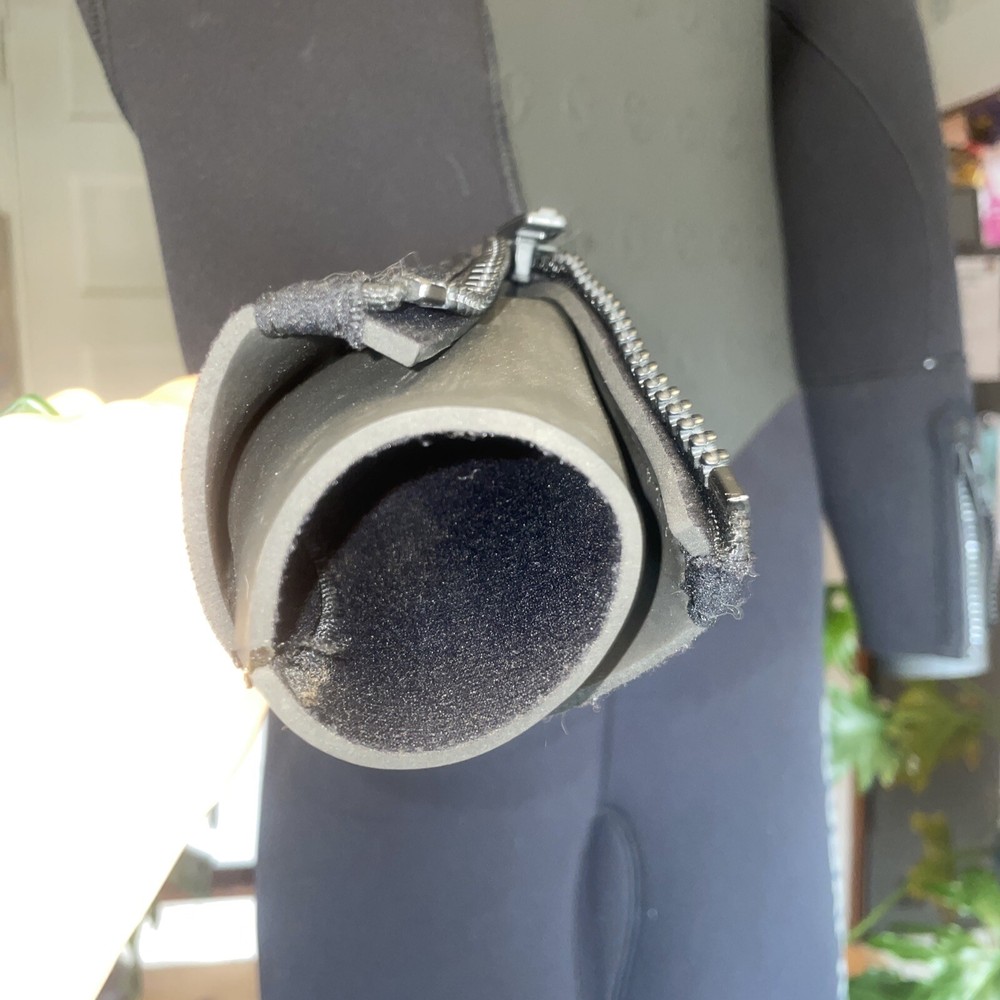 Scubapro Full Length Dive Wetsuit 5/4 Medium