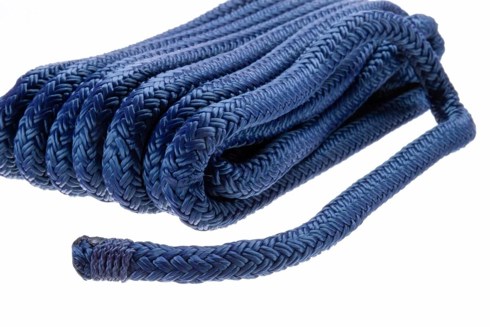 SEACHOICE Double-Braid Nylon Dock Line 3/8" x 15' 39831 Navy