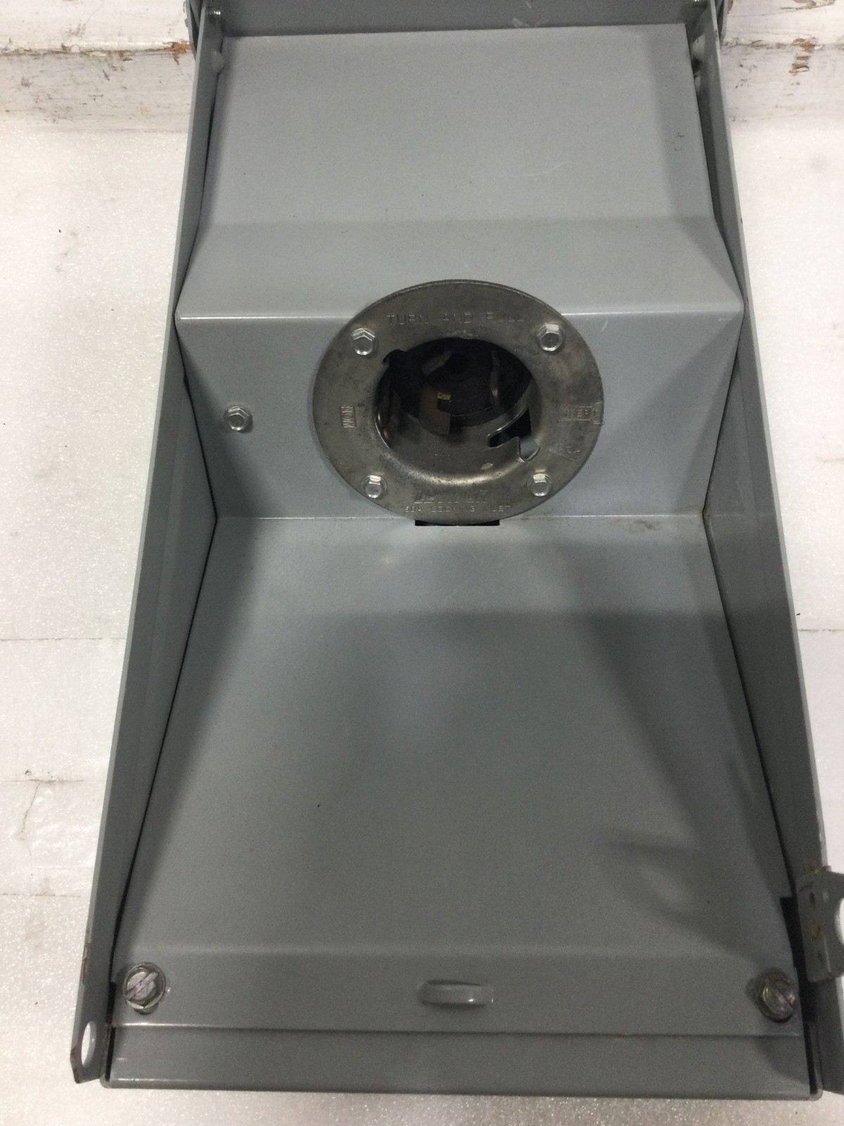 Midwest U050N Outdoor Twist Lock Power Outlet 50A 3 Wire 120/240V Surface Mount