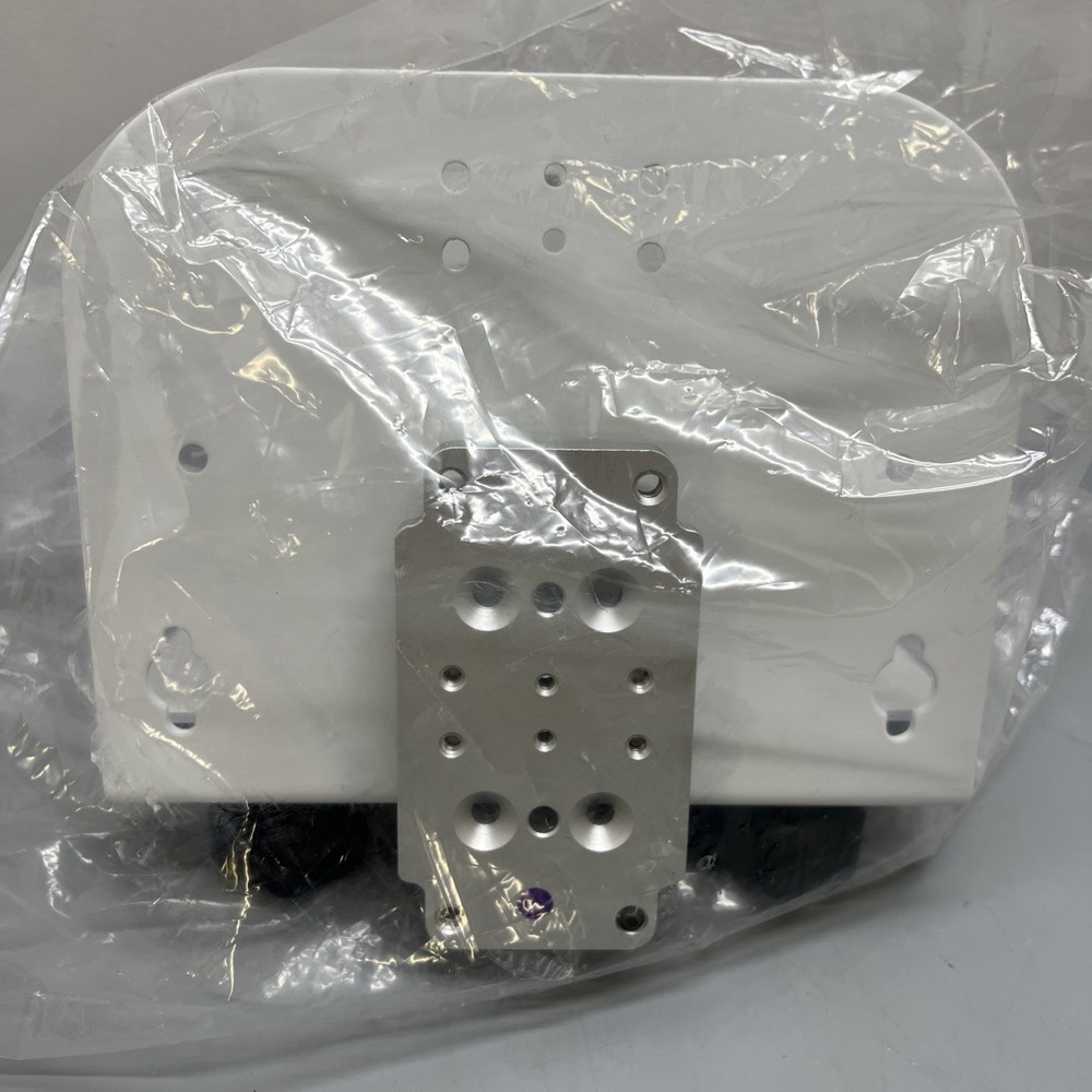 Amico CPUMNTA-M Clamp Style CPU Mount