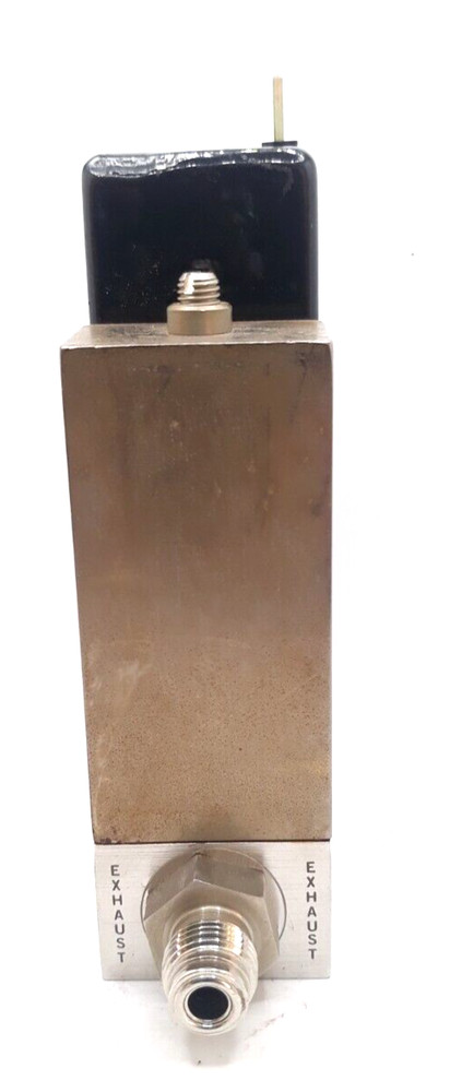 Unit UFC-1100 Mass Flow Controller Range 1 SLM Gas O2