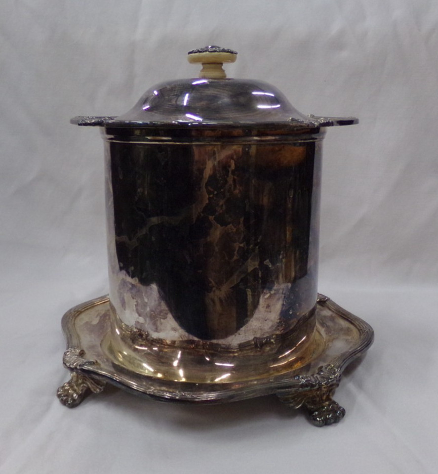 Antique WALKER & HALL SHEFFIELD ENGLAND SILVERPLATE FOOTED BISCUIT BARREL