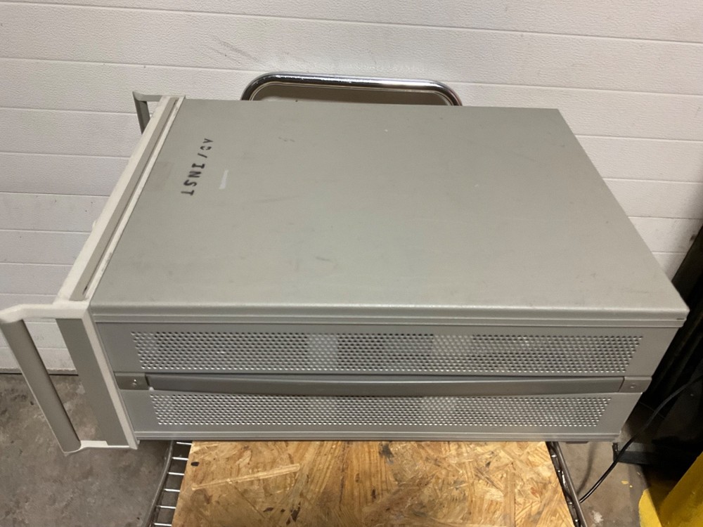 Agilent Hewlett Packard HP 3563A Control System Analyzer