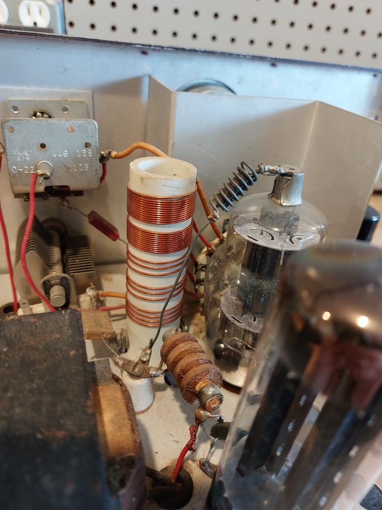 Johnson Viking Adventurer Ham CW Transmitter Assume for Parts or Not Working