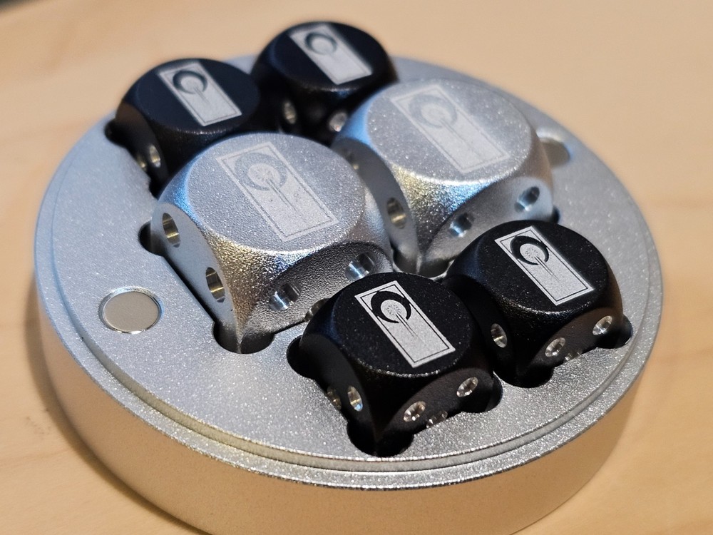 Battletech Dice Puck - ComStar LosTech Catalyst