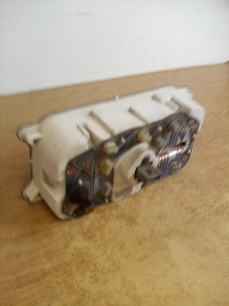 Sterling E7HT-17259-DA Speedometer Cluster