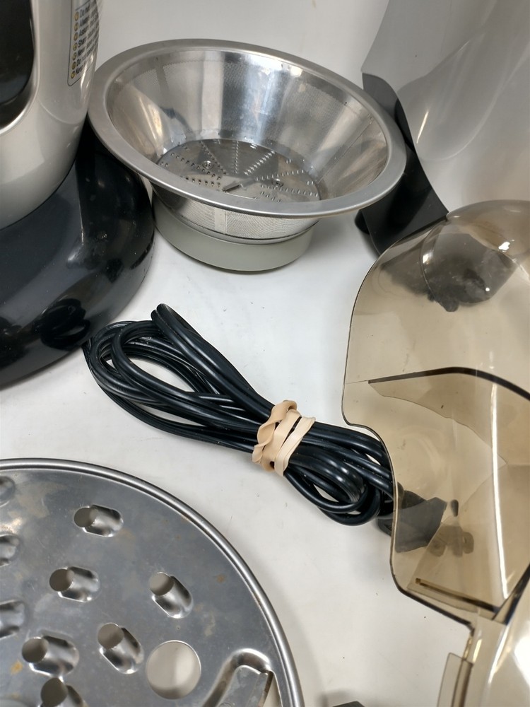 Bullet Express Trio BE-110 Multi-Function Meal Maker Food Processor Mixer Lot