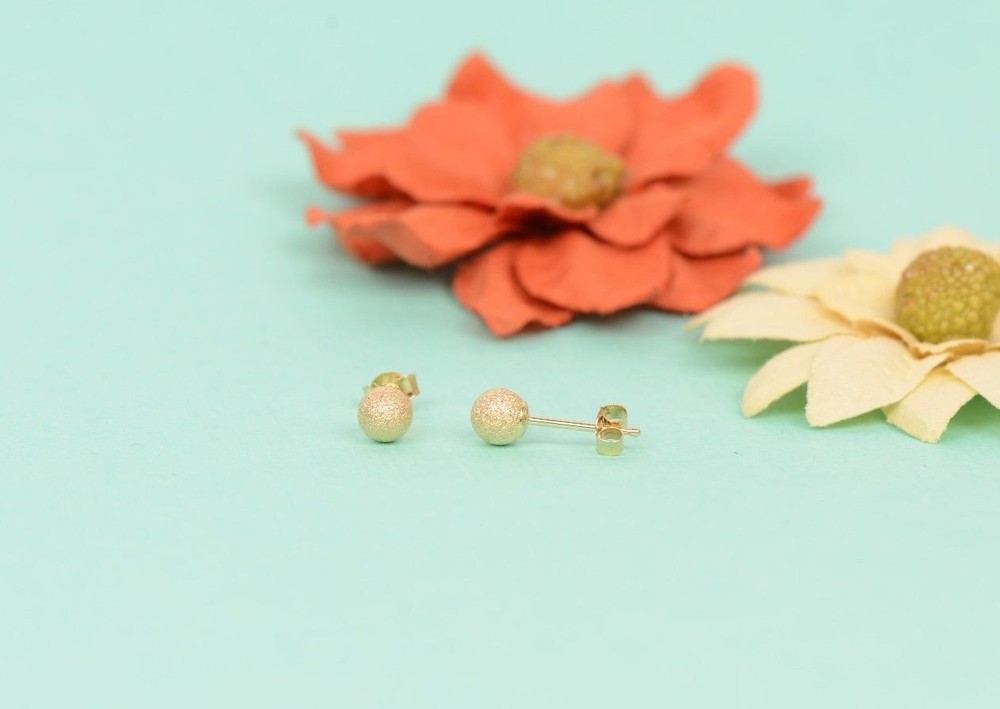 14k Yellow Solid Gold Laser Cut Ball Stud Earrings