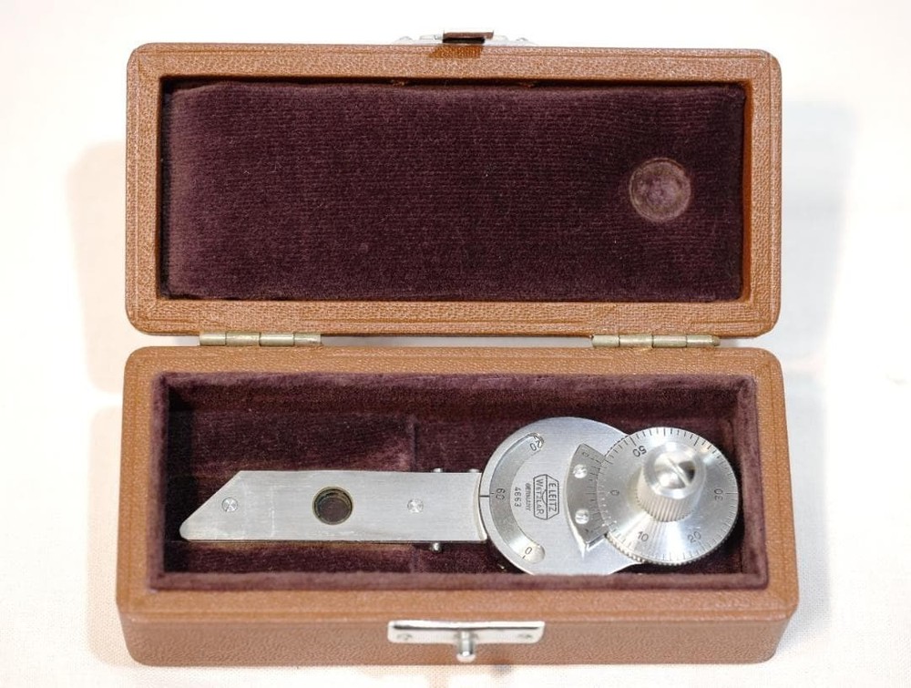 Leitz Rotating Mica Compensator for Polarizing Microscope 1950s Optics Antique