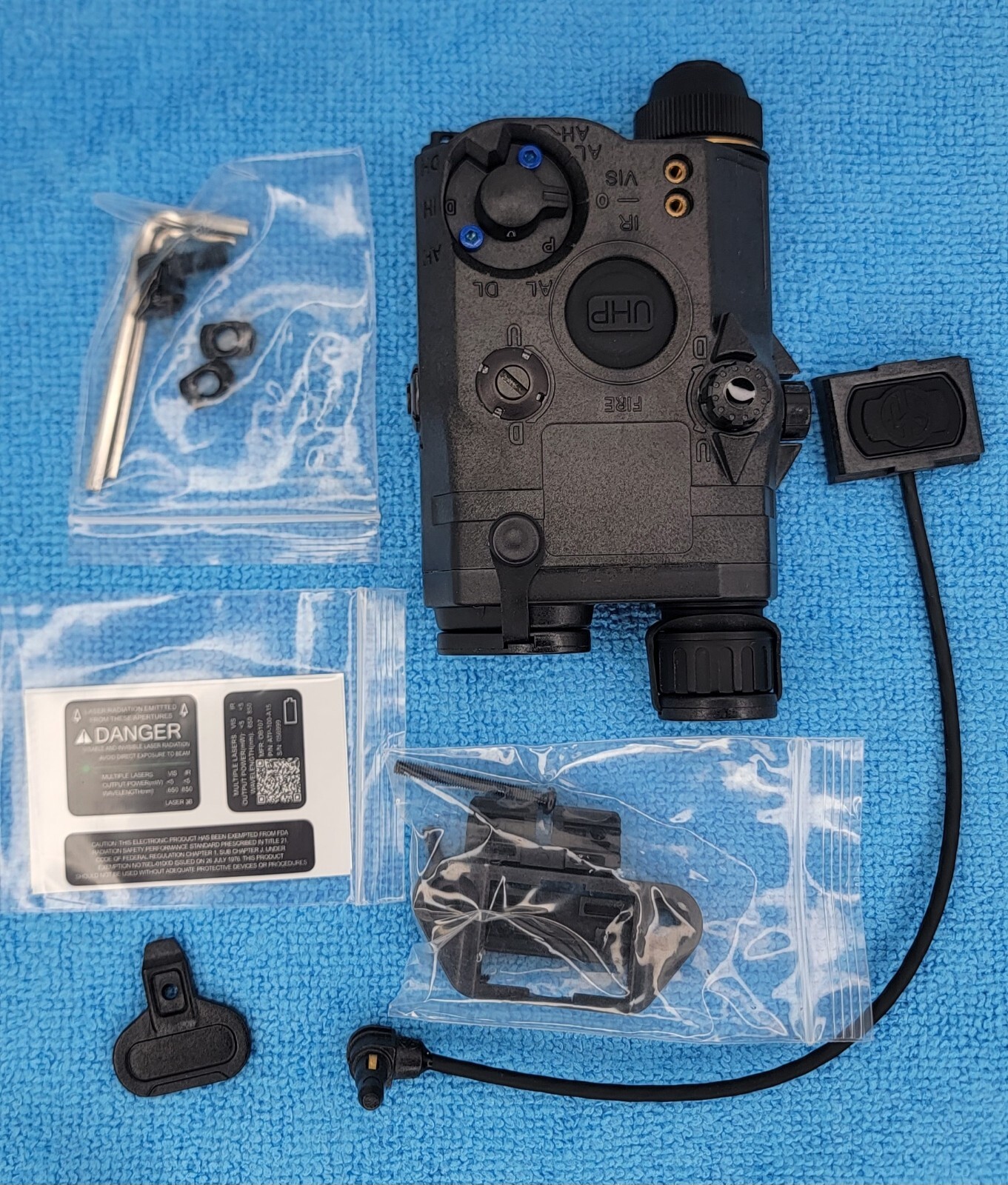 Somogear Peq 15 - Potted, Zeroable, Green Vis/IR Laser + Flashlight Newest Model