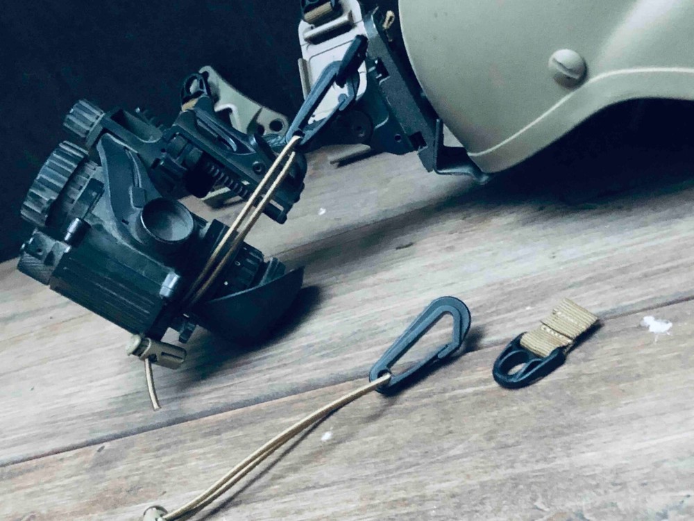 Tactical AN/PVS-14 Night Vision Lanyard System.