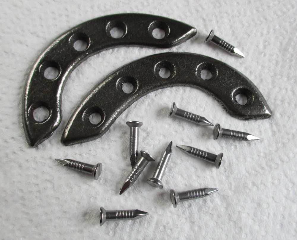 Set of British Army:"AMMO BOOT TOE PLATES" (With Fixing Nails/Screws, Sizes 7-8)